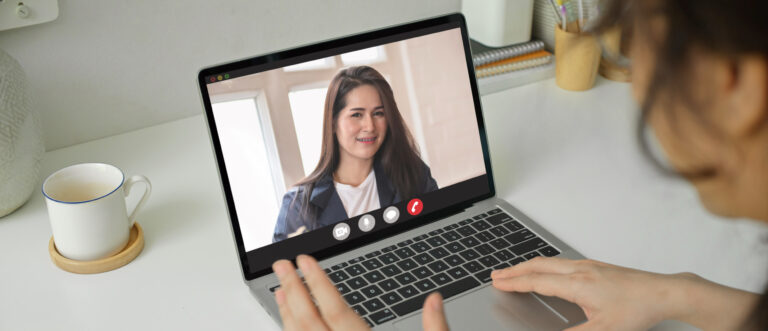 Como funciona uma audiência virtual?