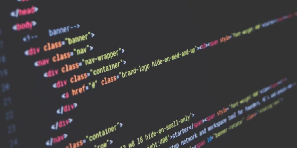 imagem de linhas de programação em tela
